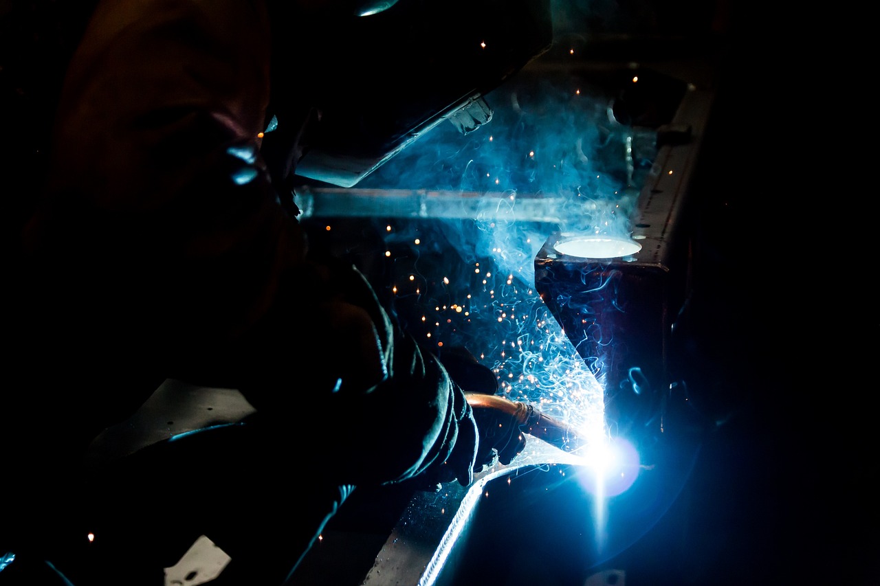 Zgrzewanie: technologie, parametry i najważniejsze metody trwałego łączenia metali oraz tworzyw sztucznych Zgrzewanie: technologie, parametry i najważniejsze metody trwałego łączenia metali oraz tworzyw sztucznych